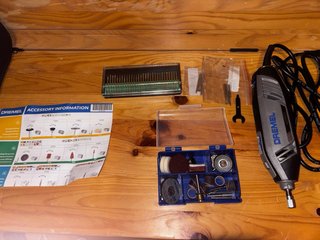 Dremel 4250 con accesorios Para tallar piedras