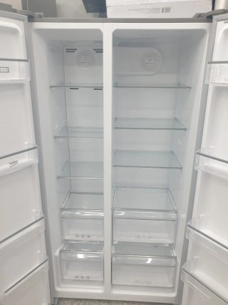 Nevera Beko americana 1.80m x 90cm