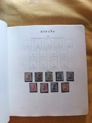 Album di francobolli spagnoli incompleti