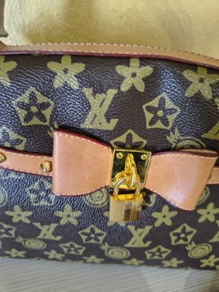 Borsa a mano tracolla nuova no brand