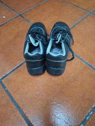 Zapatos de seguridad Panter E-Zion Super Ferro S3