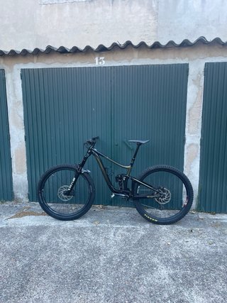 Giant Reign 2 (2023) - Talla M (29")