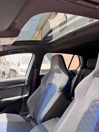 Volkswagen Golf R333 black 2025