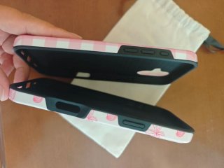 2 Fundas Burga iPhone 16 Plus