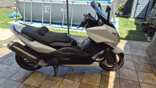 Yamaha TMAX 500 Maxi Scooter
