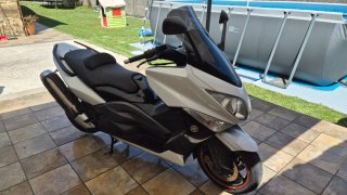 Yamaha TMAX 500 Maxi Scooter