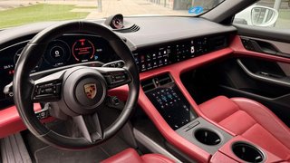 Porsche Taycan batería Performance Plus