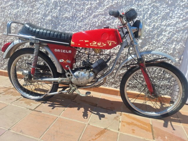 Puch Gacela 49 Roja y Plata