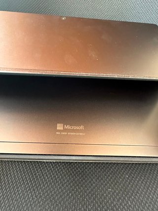 Microsoft Surface Pro 8 i7 256Gb 16Gb