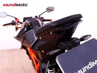 KTM 1290 SUPER DUKE R