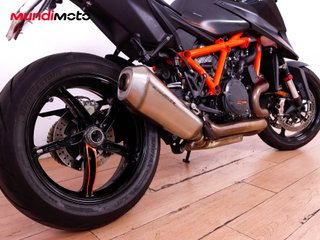 KTM 1290 SUPER DUKE R