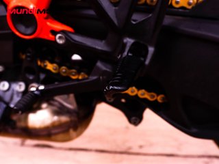 KTM 1290 SUPER DUKE R