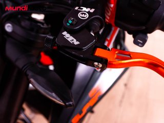KTM 1290 SUPER DUKE R