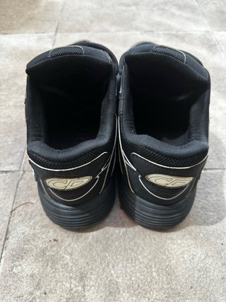 Dior B30 Sneakers Negras y Plateadas