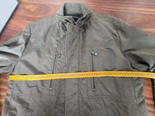 Chamarra Hugo Boss Talla 50 Verde Oliva