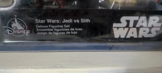 Star Wars: Jedi vs Sith Deluxe Figurine Set