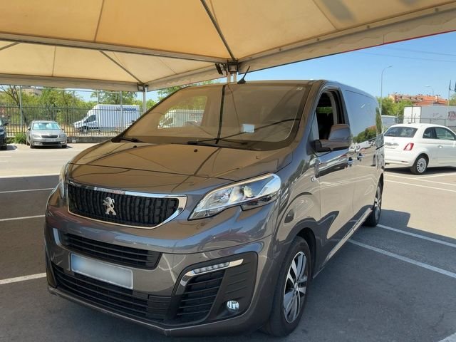 Peugeot Traveller 2.0 BlueHDi Allure Long 110 kW (150 CV)