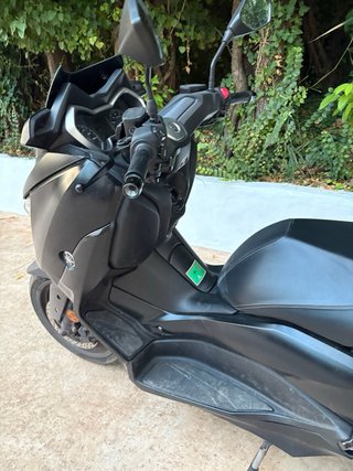Yamaha XMAX 400 2018 - ITV hasta 2028