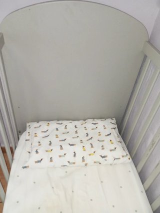 Cuna bebé en perfecto estado