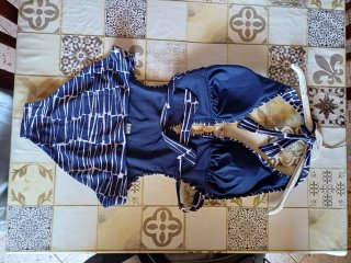 Costume intero tg 48 con laccetti