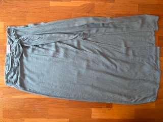 Falda larga azul con nudo