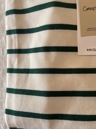 Sudadera fina de rayas beige y verde de Mango