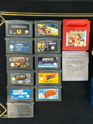 Game Boy Advance SP + 13 juegos (GTA, Spider-Man..