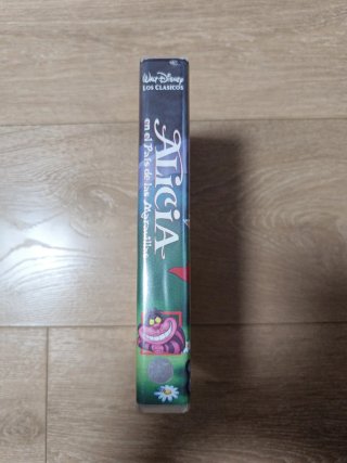 VHS Alicia en el País de las Maravillas