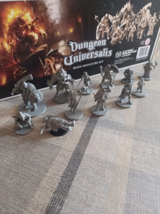Dungeon Universalis Set Miniaturas Resina