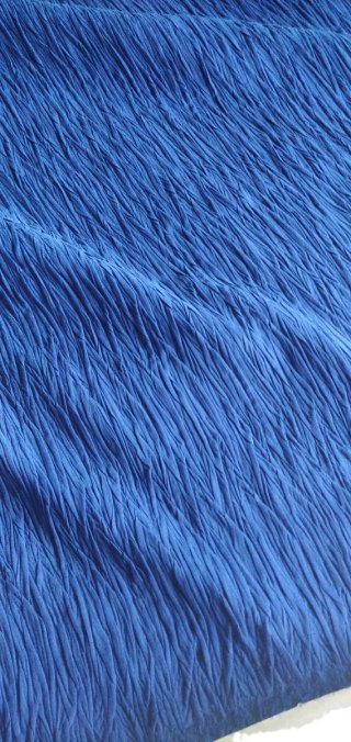 Retal Tela azul con textura plisada