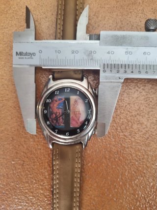 Reloj curioso