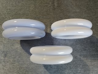 Lote de 3 tulipas antiguas de cristal soplado azul