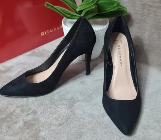 Zapatos de tacón negros