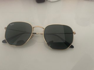 Gafas Ray-Ban Doradas y Negras