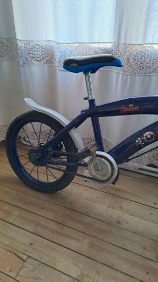 Bicicleta infantil Marvel Avengers 16''