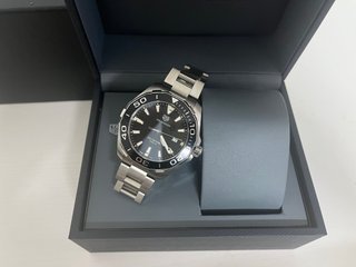 TAG HEUER