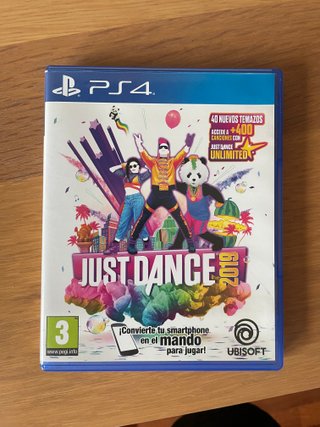 Pack PS4 1TB Slim + 3 Mandos + 4 Juegos + 2 micros