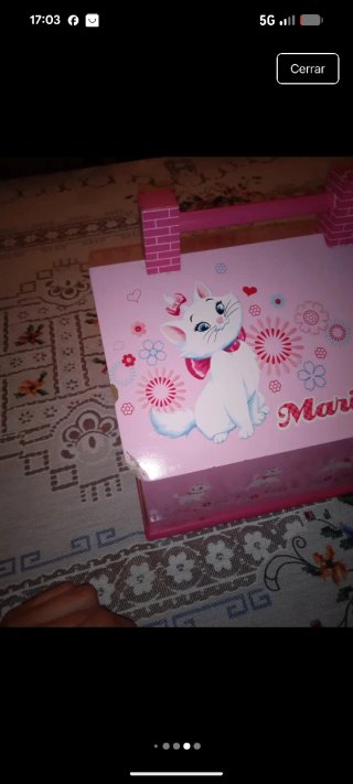 Cassettone per bambini a forma di casa rosa