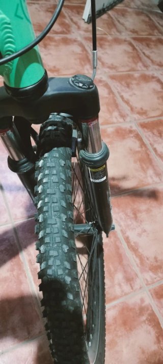 Bicicleta 24 color verde menta