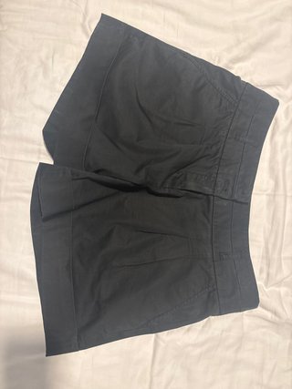 Pantalón corto Massimo Dutti pinzas negro
