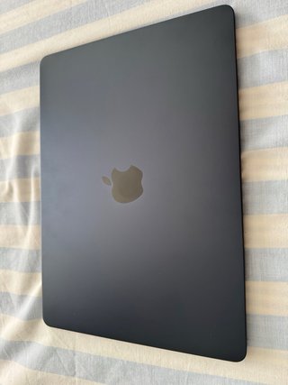 MacBook Air M4 13” 16/256gb