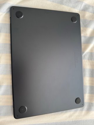 MacBook Air M4 13” 16/256gb