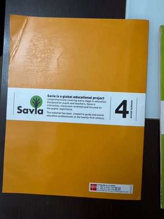 Lote World Finders + Science Hunters 4 – Savia SM