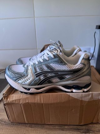 Asics Gel Kayano 14 Azul y Blanco