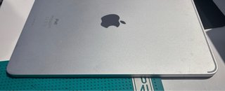 iPad Pro11” 2020 WI-FI BackCover Originale Usato