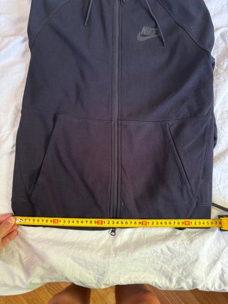 Chaqueta Nike Negra con Cremallera