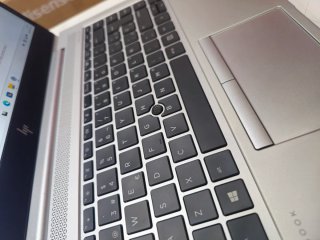 HP Elitebook 840 G5 i7 24GB RAM 512GB SSD
