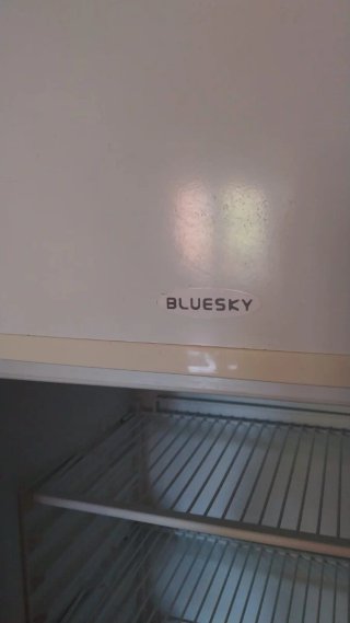 Nevera Bluesky 2 puertas con congelador