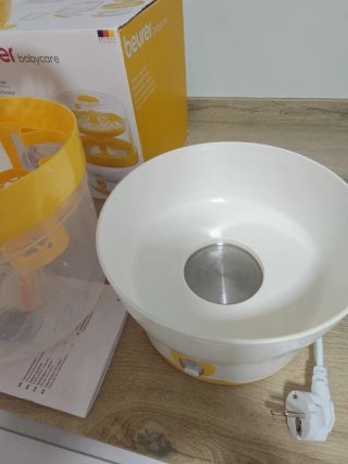 Esterilizador de biberones Beurer Babycare BY 76