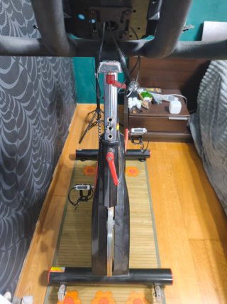 Bicicleta Spinning SportsTech SH500